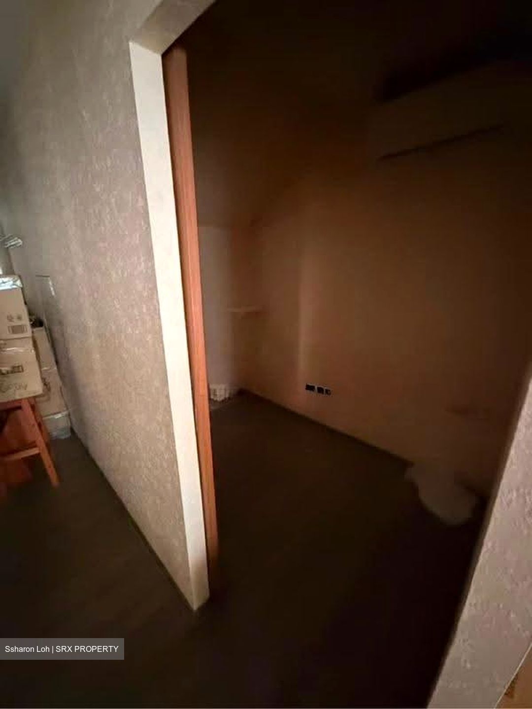 Hougang Avenue 1 (D19), Shop House #618124021